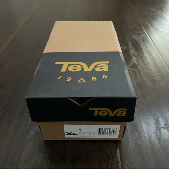 New in box Teva Women's Verra Adjustable Straps Sandal Size 7, 8, 9.5 - Picture 4 of 12